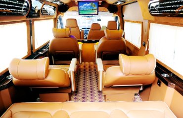 Huế – Đà Nẵng (1,700,000đ / Bao xe Limousine) –  0855.95.95.95